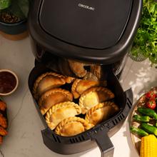 Friteuse diététique numérique et compacte Cecofry Bombastik 6000 Full  pour cuisiner sans huile, avec 6 L de capacité, technologie PerfectCook et pack d’accessoires.