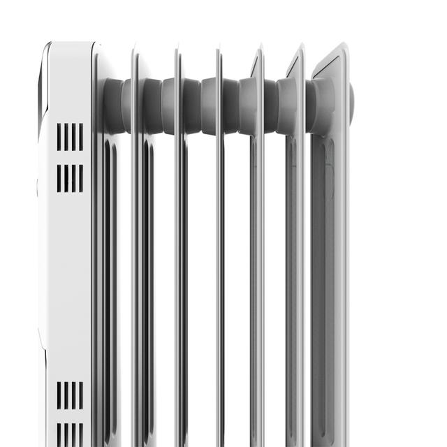 Radiateur bain d’huile 360º Ready Warm 5600 Space White. 7 éléments, faible consommation, 1500 W, 3 niveaux de puissance, protection contre la surchauffe et le renversement, roues, jusqu'à 15 m² de surface couverte