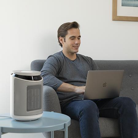 Chauffage en céramique ReadyWarm 6350 Ceramic Touch Connected. Avec 2000 W de puissance, 3 modes, contrôle via Wi-Fi, écran LED, oscillation, minuterie 9 h, système de sécurité et télécommande