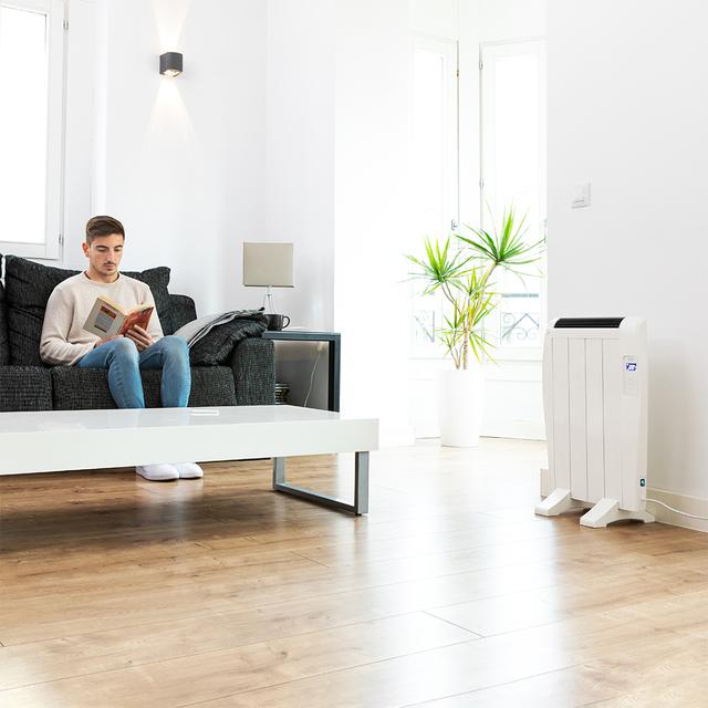 Ready Warm 800 Thermal Connected 4 Element Energy Saving Electric Radiator, 600 W, Wand- oder Bodenmontage, 3 Modi, Timer, Fernbedienung, LED-Anzeige, Wifi-Steuerung, Ultraflaches Design