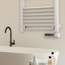 Sèche-serviettes électrique à faible consommation Ready Warm 9200 Smart Towel White. 750 W, écran LED, contrôle tactile, minuterie, 3 modes de fonctionnement, 2 systèmes de sécurité