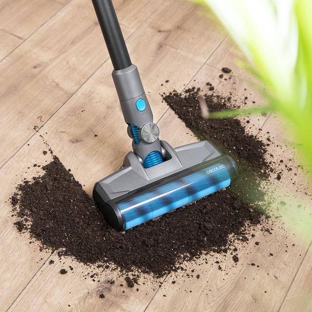 Aspirateur-balai sans fil Conga Rockstar 700 X-Treme. Sans sacs, 430 W de puissance et 24 kPa, 3 en 1 : vertical, balai et à main, avec moteur numérique, mode Auto, tube flexible et jusqu'à 65 minutes d'autonomie.