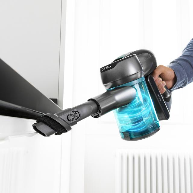Aspirateur-balai sans fil Conga Rockstar 700 X-Treme. Sans sacs, 430 W de puissance et 24 kPa, 3 en 1 : vertical, balai et à main, avec moteur numérique, mode Auto, tube flexible et jusqu'à 65 minutes d'autonomie.