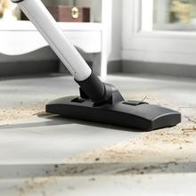 Aspirapolvere di solidi e liquidi Conga Wet&Dry TotalClean di 1400 W di potenza, capacità 15 litri, 7 metri di raggio di azione, 5 accessori