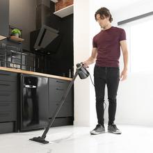 HydroSteam 1040 Active&Soap Limpiador de vapor con potencia máxima de hasta 1100 W. Limpia y desinfecta todo para un acabado perfecto. Depósito de 450 ml. 3,5 bares de presión y 40 g/min de caudal de vapor.