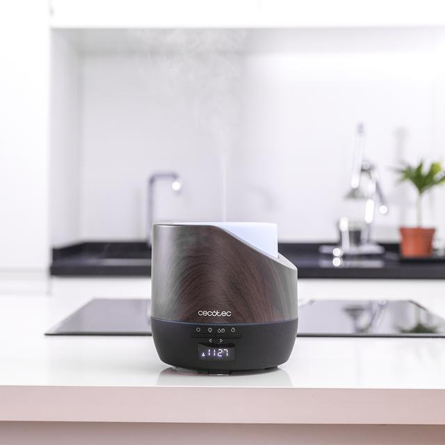 Diffuseur d’arômes PureAroma 500 Smart Black Woody. 500 ml de capacité, écran LED, minuterie 12 h, fonction réveil, 3 modes de fonctionnement, 30 m² de surface couverte