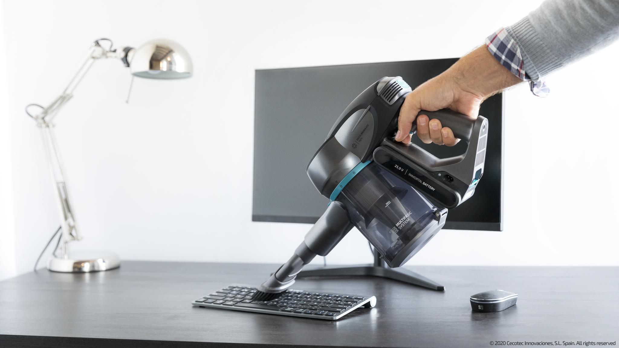 TECNOLOGÍA CICLÓNICA LA POTENCIA DE UN CICLÓN AL SERVICIO DE LA LIMPIEZA.