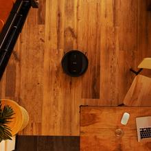 Conga Flash Connected Ultimate Roboterstaubsauger mit Zufallstechnologie. 160 Minuten Autonomie. Saugleistung von 2100 Pa. 3 Leistungs- und Scheuerstufen. Jalisco-Pinsel. 6 Programme. APP. Virtueller Alexa-Assistent. Programmierung.