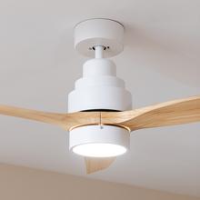 Ventilateur de plafond EnergySilence Aero 5300 White&Wood Design 30W 52" avec moteur DC, lumière LED, télécommande, 6 vitesses, minuterie et mode hiver-été