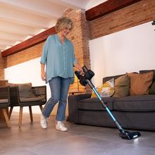 Aspirapolvere verticale 3 in 1 con 215 W di potenza. 21 kPa. 40 minuti di autonomia. Ergoflex. Serbatoio da 500 ml.
