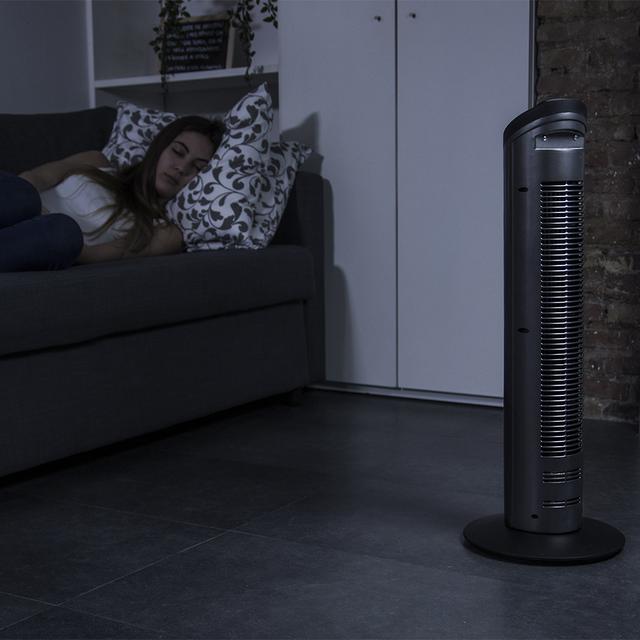 EnergySilence 890 Skyline. Ventilador de Torre Digital con Temporizador, 50 W, 30'' (76cm) de Altura, Oscilante, Motor de Cobre, 3 Velocidades, 3 Modos, Negro