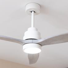 EnergySilence Aero 5200 White Design Ventilador de techo de 38W y 52” con motor DC, luz LED y mando a distancia.