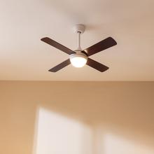 Ventilador de techo EnergySilence Aero 4250 Fresh Ventilador de techo de 55 W y 42” con luz LED, mando a distancia , temporizador, 3 velocidades y 4 aspas reversibles.