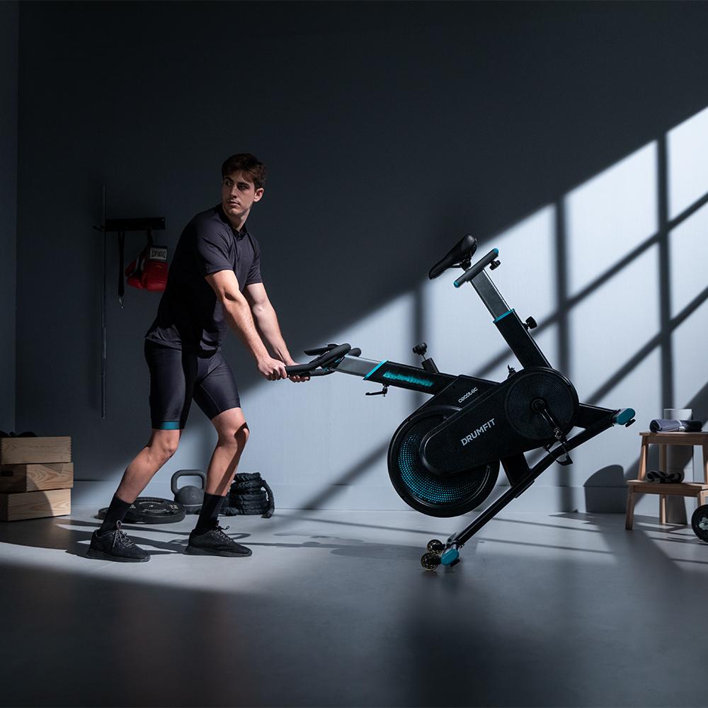 Ruedas de transporte de la Cecotec DrumFit Indoor 7000 Magno Connected