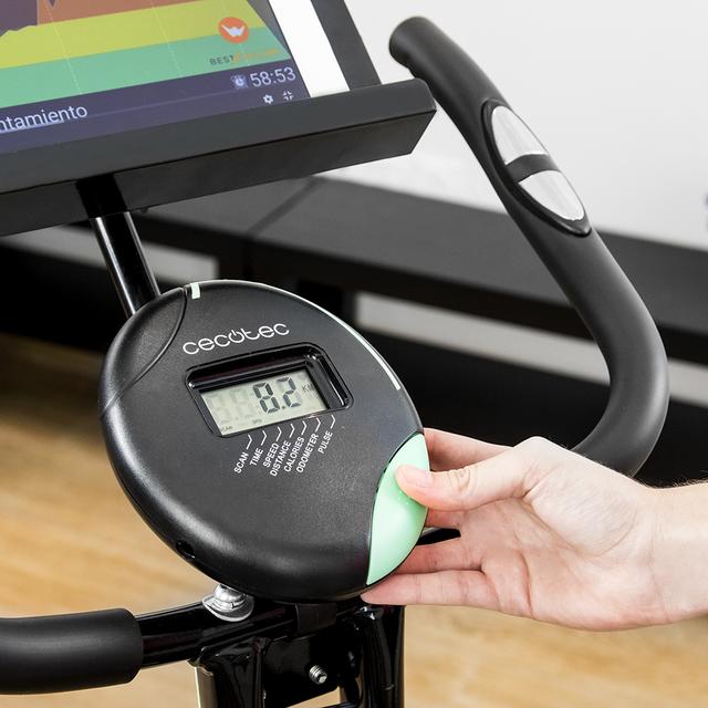 X-Bike Pro Klappbarer Magnetischer Heimtrainer. Herzfrequenzmesser, LCD-Display, variabler Widerstand (8 Stufen), Maximum Grip Pedals, 2,5 kg Schwungrad.