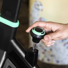 Poweractive Bicicleta de ciclismo indoor con sistema Silence Fit y elementos regulables.