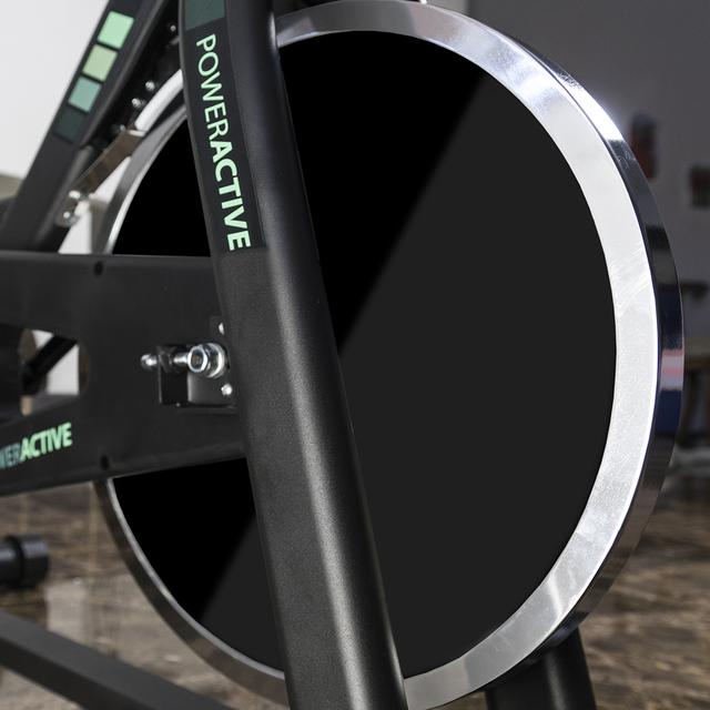 Vélo d’appartement Power Active avec un volant d'inertie de 16 kg et système SilenceFit
