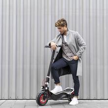 Bongo Serie Z Red.Patinete eléctrico con Potencia máxima 1100 W, Batería extraíble, autonomía ilimitada Desde 45 km, tracción Trasera, Ruedas antirreventón de 12”