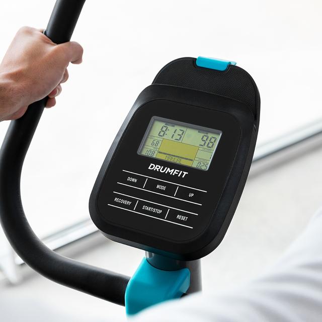 DrumFit Cycle 9000 Talos Pro Heimtrainer. Einstellbarer magnetischer Widerstand mit Motor, Lenker mit Herzfrequenzsensor, verstellbarer Sattel, Gerätehalterung, Räder
