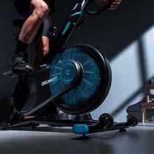 Cyclette indoor DrumFit Indoor 7000 Magno. Resistenza magnetica, design compatto, silenziosa, sella e manubrio sportivi, ergonomica, display LCD e portaborracce