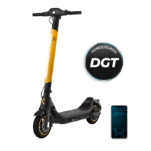 Bongo Serie X45 Sport Connected Patinete eléctrico de 900 W con una autonomía de  hasta 45 km, sistema de conducción adaptativa S-Driving System que mantiene la velocidad total en pendientes y sistema de frenado mediante disco de freno delantero de alta precisión y e-ABS con frenada regenerativa. Certificado para cumplir con los requisitos de la normativa española de circulación.