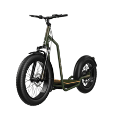 Bicinete Fat Suspension Patinete eléctrico con motor de 1300 W (1000 W nominal) y autonomía de 75 km. Rueda Fat trasera de 20" y delantera de 26" y suspensión delantera. Cumple con todos los requisitos de la nueva normativa española de circulación.