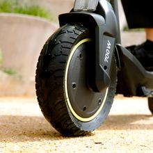 Bongo Serie M40 XL Connected DE Patinete eléctrico con potencia máxima de  700 W que permite superar pendientes y desplazarse por cualquier superficie. Con autonomía de hasta 40 km. Cumple con todos los requisitos de la nueva normativa alemana de circulación.