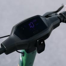 Bongo Serie X65 IT Connected DE Patinete eléctrico con potencia máxima de  1000 W que permite superar pendientes y desplazarse por cualquier superficie. Con autonomía de hasta 65 km. Cumple con todos los requisitos de la nueva normativa alemana de circulación.