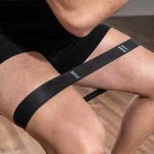  Set mit 5 elastischen Latex-Widerstandsbändern mit verschiedenen Stufen und Tragetasche.
