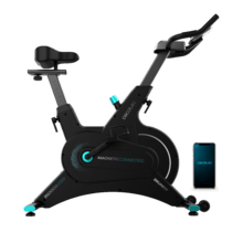 Drumfit Indoor 10000 Magnetic Connected Bicicleta indoor de resistencia magnética con volante de inercia de 10 kg, resistencia magnética, APP, pantalla LCD, pulsómetro, ruedas de transporte y soporte para tablet. Peso máximo de 120 kg y altura máxima 185 cm.