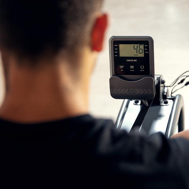 Pantalla LCD de la máquina de remo Cecotec Drumfit Rower 10000 Neptuno