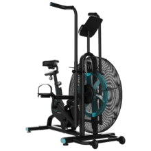 Drumfit CrossFit 3000 Eolo Bicicleta de resistencia al aire. Air Bike. Ventilador 62 cm de diámetro. Sillín ajustable horizontal y verticalmente. Pantalla LCD. Soporte para dispositivos. Calapiés. Manillar acolchado. Pedaleo bidireccional. Ruedas de transporte. Peso máximo de 120 kg y altura máxima 190 cm.