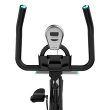 DrumFit Indoor 6000 Compact Bicicleta de ciclismo indoor compacta con volante de inercia de 6 Kg. Pantalla LCD. Soporte para dispositivos. Ruedas de transporte. Resistencia ajustable. Sillín y manillar ajustables. Peso máximo de 120 kg y altura máxima 175 cm.