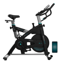 Bicicleta giratória interna DrumFit 24000 Race Sprint com volante de 24 Kg. Pulsômetro. Ecrã LCD. Suporte para dispositivo e garrafa. Rodas de transporte. Sela ajustável vertical e horizontalmente. Peso máximo 120 kg e altura máxima 190 cm.