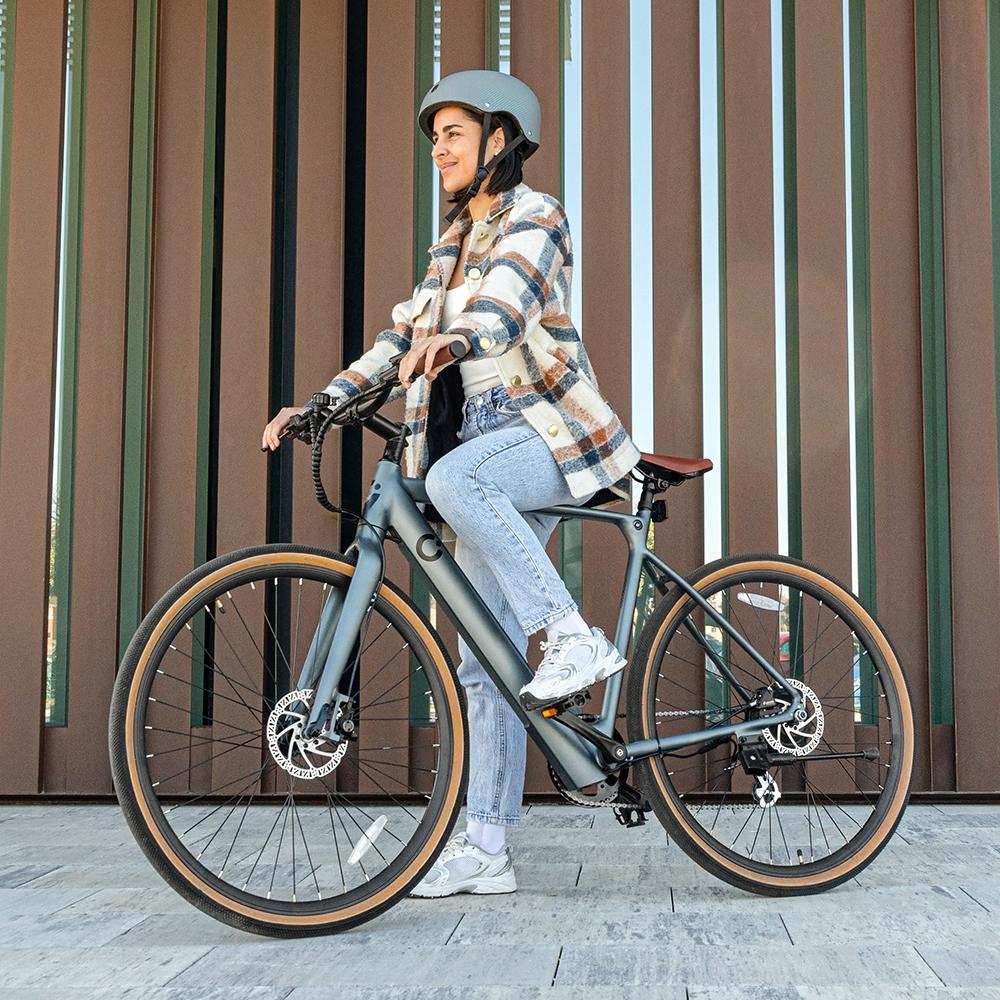 Detalle de la bicicleta eléctrica urbana CECOTEC Sprint Silver