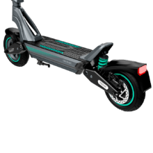 Bongo Serie Y45 Patinete eléctrico con motor de 750 W (350 W nominal) y autonomía de 45 km. Ruedas de 10” y doble suspensión. Cumple con todos los requisitos de la nueva normativa española de circulación.