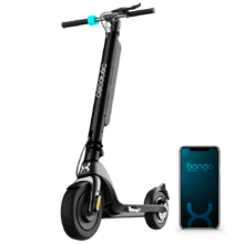 Trotinete elétrica Bongo Serie A+ Max 45 Connected de 700 W com batería extraível e trocável de até 45 km de autonomia e aplicação para o telemóvel. Certificado de conformidade com os requisitos da regulamentação espanhola de trânsito rodoviário.