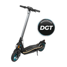 Trottinette électrique avec une puissance maximale de 750 W et suspension arrière pour une conduite plus sportive. Autonomie jusqu'à 30 km, pneus tubeless de 10" et 4 modes de conduite (Piéton, Eco, Confort et Sport).