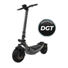 Bongo serie doble Z85 Patinete eléctrico con doble motor de 2200 W (500 W+500 W nominal) y autonomía de 85 km. Ruedas de 10,5” y doble suspensión. Cumple con todos los requisitos de la nueva normativa española de circulación