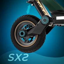 Bongo Serie Z Power Mountain Patinete eléctrico con potencia máxima de 1300 W y suspensión dinámica de doble brazo con tecnología SXƧ para superar cualquier cualquier obstáculo. Con autonomía de hasta 60 km* y ruedas Off Road de 10,5".