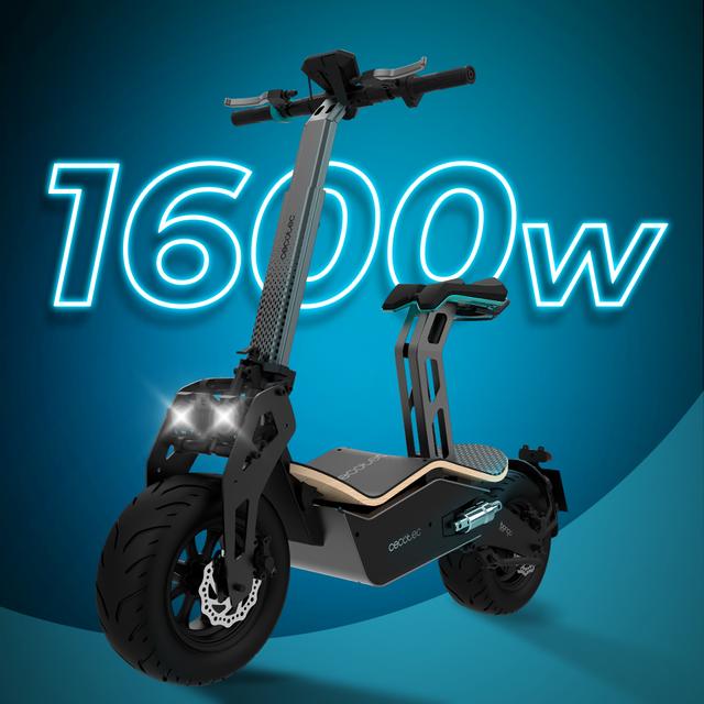 Makalu Pro Ciclomotor eléctrico con una potencia nominal de 1000 W y potencia máxima de 1600 W. Doble suspensión, autonomía de 45 km y batería extraíble de litio.