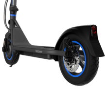 Bongo D20 XL Connected Patinete eléctrico con potencia máxima de 630 W que permite superar pendientes y desplazarse por cualquier superficie. Con autonomía de hasta 20 km. Cumple con todos los requisitos de la nueva normativa española de circulación. Connexión con App movil