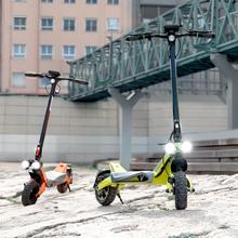 Bongo V55 2x2 Connected Patinete eléctrico con APP. Con una potencia combinada de 1600 W, doble suspensión, autonomía de hasta 55 km, Cumple con la normativa española de circulación