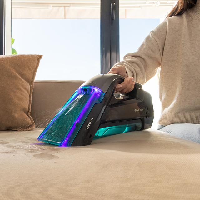 Conga Hand Carpet&Spot Clean 1500 Aspirador de mão para estofos com depósito de água limpa e suja separado, escova de cerdas para remover a sujidade e 20 minutos de autonomia.