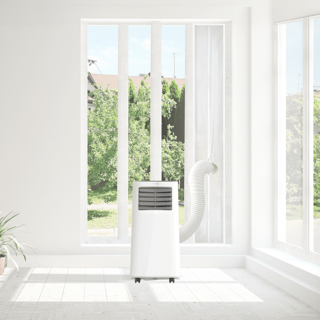 Cubierta aislante Cecotec 210x90 instalada con aire acondicionado portátil