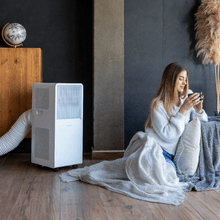 ForceClima 7550 Style Connected Ar condicionado portátil de design de 7000 BTU com controlo Wi-Fi, painel tátil e controlo remoto para um conforto total.