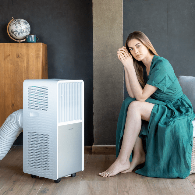 Cecotec ForceClima 9150 Style instalado con tubo de evacuación en estancia
