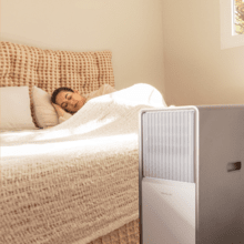 ForceClima 12850 Style Heating Connected Climatiseur portatif de 12000 BTU avec pompe à chaleur pour une utilisation tout au long de l'année, Wi-Fi, panneau tactile et télécommande pour un confort total.