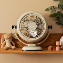 EnergySilence 200 ClassicDesk Beige 8" beiger Tischventilator im Retro-Stil mit 20 W und verstellbarer Neigung.