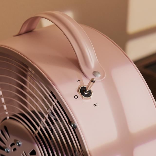 EnergySilence 80 MiniRetro Pink Ventilateur de table de 8" style rétro rose avec 25 W et 4 pales.